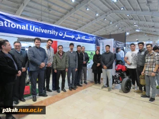 بازدید ریاست دانشگاه ملی مهارت واحد استان کرمانشاه از نمایشگاه هفته پژوهش 6