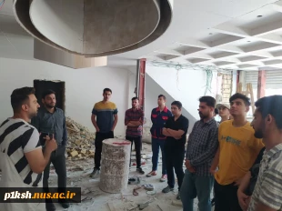 درادامه تورهای علمی پژوهشی صورت گرفت:
بازدید دانشجویان رشته عمران از پروژه های لوکس دکوراسیون داخلی در خیابان کسری کرمانشاه 2