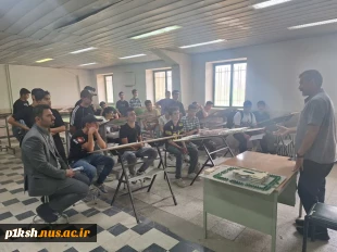 در راستای شناساندن ظرفیت ها ی دانشگاه ملی مهارت و توجه دانش آموزان به ادامه تحصیل دراین دانشگاه صورت پذیرفت: 
بازدید دانش‌آموزان دبیرستان صابرین به مناسبت هفته مشاغل از آموزشکده ملی مهارت پسران شماره یک کرمانشاه 
 2