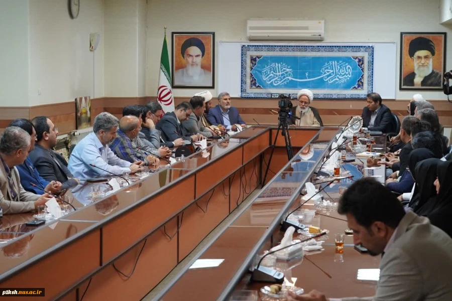 حضور کارکنان و اساتید دانشگاه ملی مهارت واحد استان کرمانشاه در بیت نماینده ولی فقیه و امام جمعه کرمانشاه 12