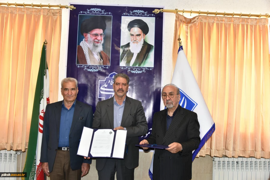 با حضور ریاست دانشگاه ملی مهارت، عضو هیئت امنای دانشگاه و خیرین استانی برگزار شد:
آیین کلنگ‌زنی مجموعه خوابگاهی _ رفاهی آموزشکده پسران گلپایگان 2
