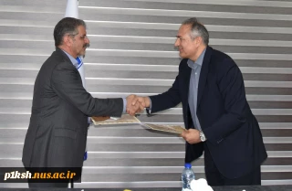 در راستای گسترش تعاملات ارتباط با صنعت صورت گرفت:
امضای تفاهم‌نامه مشترک بین دانشگاه ملی مهارت و شرکت دیارخودرو