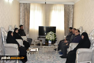دیدار سخنگوی دولت و رئیس دانشگاه ملی مهارت با خانواده شهید زهرا چوبینی