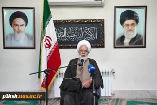استاندار و جمعی از مدیران استان کرمانشاه، در اولین روز کاری هفته دولت، با نماینده ولی فقیه در استان و امام جمعه کرمانشاه، دیدار کردند 3