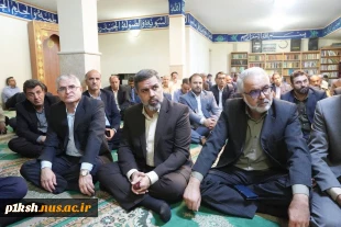 استاندار و جمعی از مدیران استان کرمانشاه، در اولین روز کاری هفته دولت، با نماینده ولی فقیه در استان و امام جمعه کرمانشاه، دیدار کردند 5