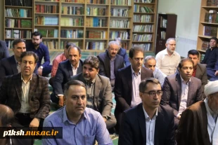 استاندار و جمعی از مدیران استان کرمانشاه، در اولین روز کاری هفته دولت، با نماینده ولی فقیه در استان و امام جمعه کرمانشاه، دیدار کردند 7